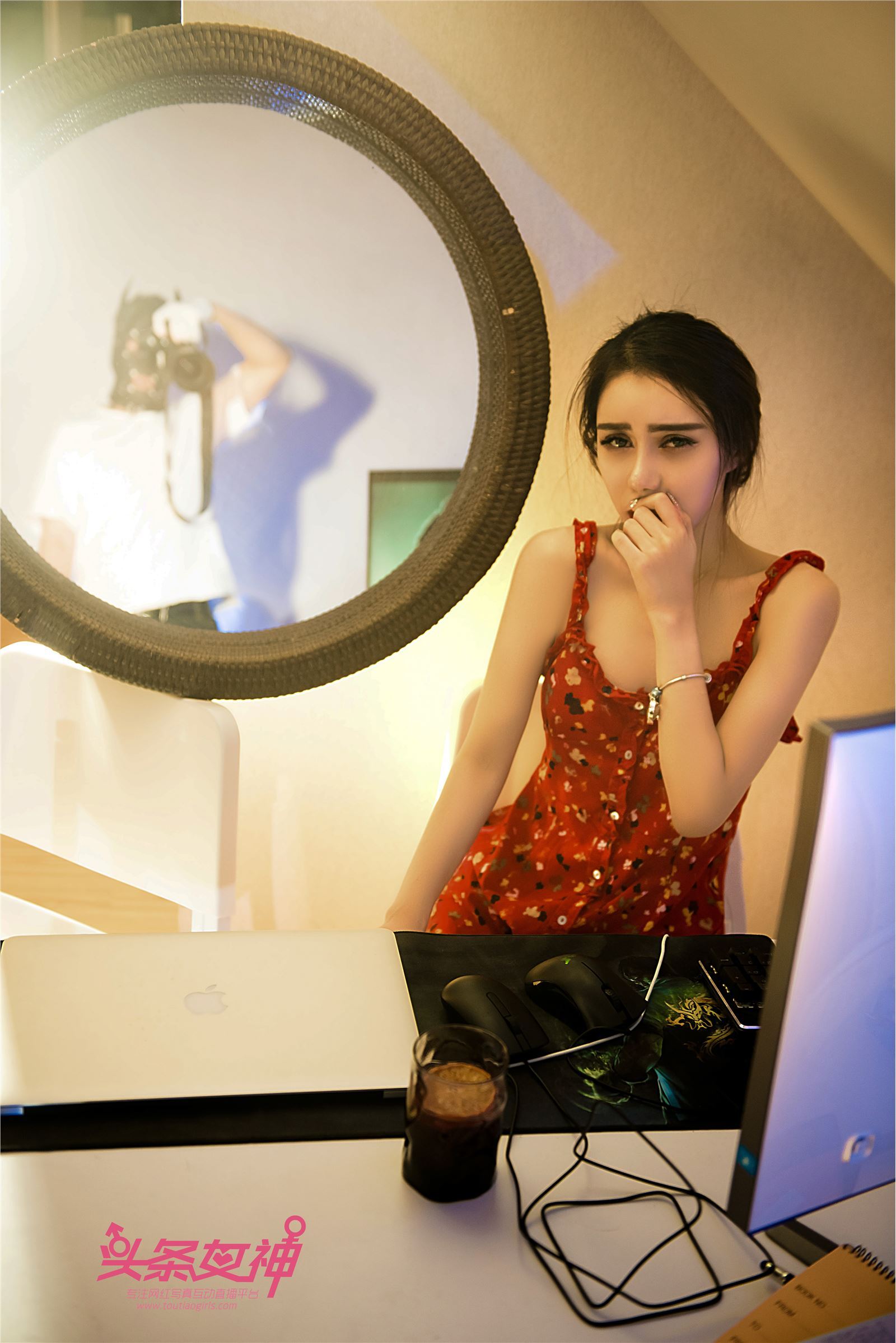 [TouTiao头条女神]2018.05.03 刘博启